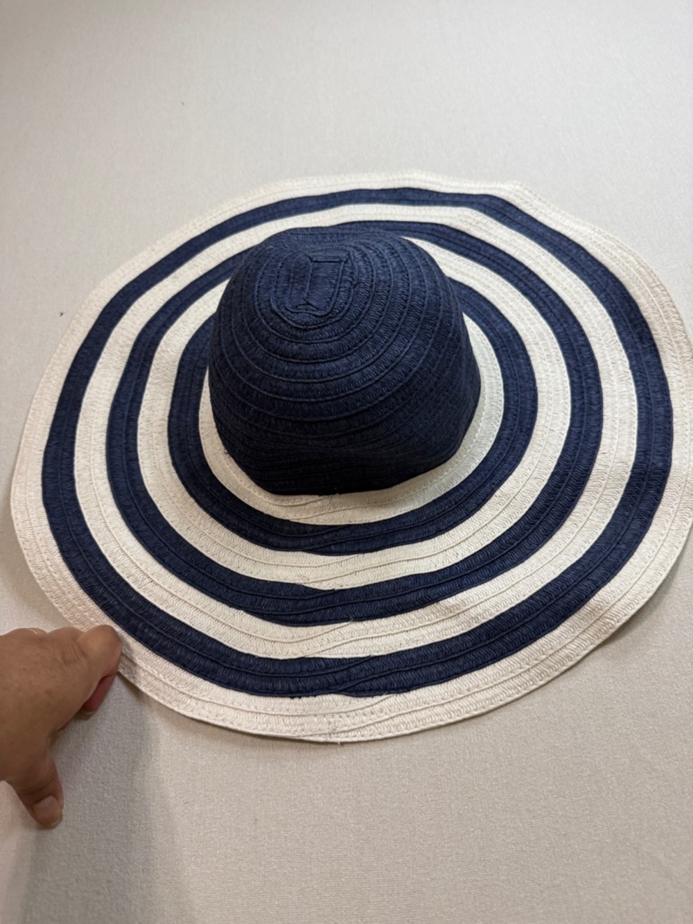 Vera Bradley Navy and White Striped Wide-Brim Sun Hat - Picture 3 of 5